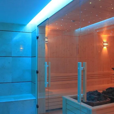 Steaua De Mare Luxury Aparthotel 3*