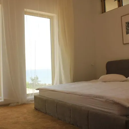 Steaua De Mare Luxury 아파트호텔